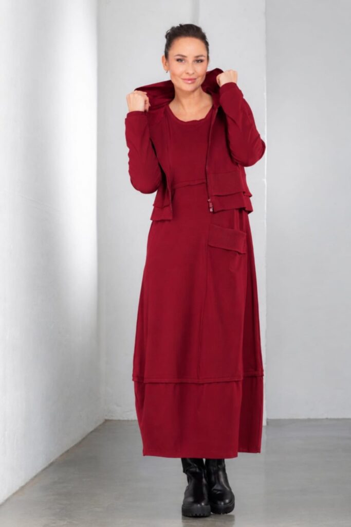Anastasia by Kampeas rotes langes Kleid mit Jäckchen