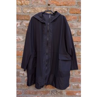 Lagom Jacke mit Taftkapuze schwarz
