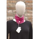 by basics Triangle pink