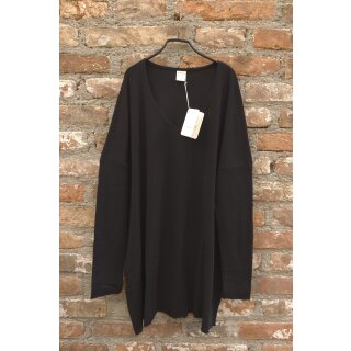 by basics V Longpullover black