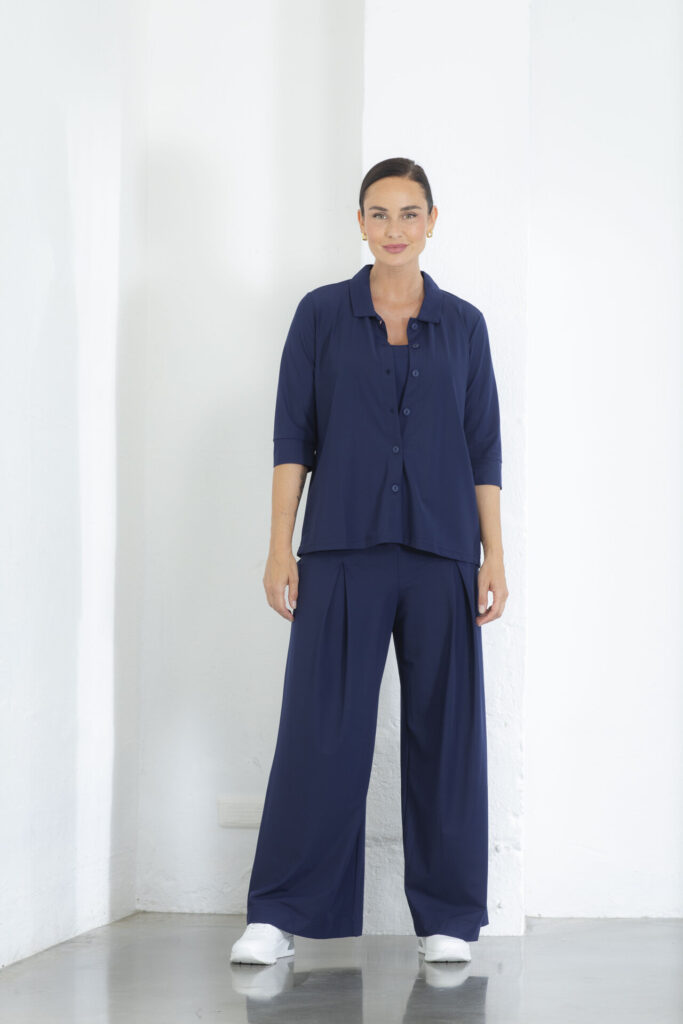 Anastasia by Kampeas blaue Bluse und Hose aus Technojersey